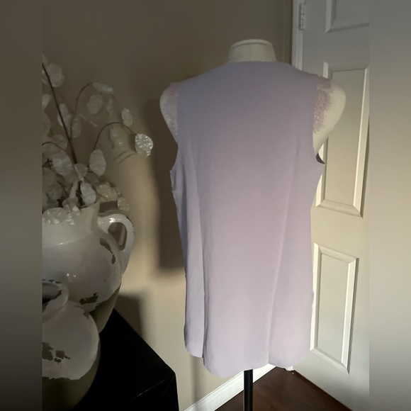 Lilac sleeveless lace trim blouse - Picture 3 of 7